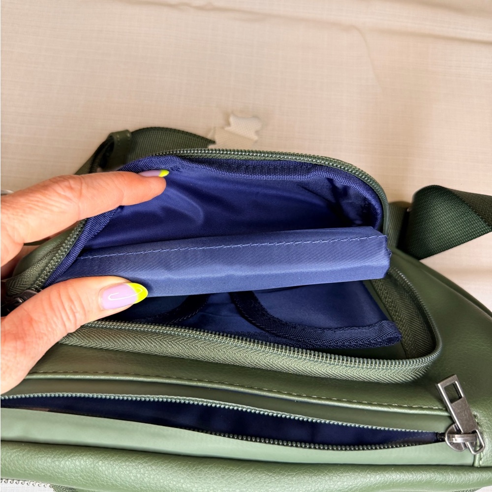 Kibou Travel Diaper Bag - Picture 6 of 7